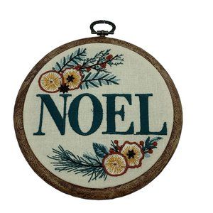 Noel Needlepoint Round Wall Decor 5.5 In set of 2